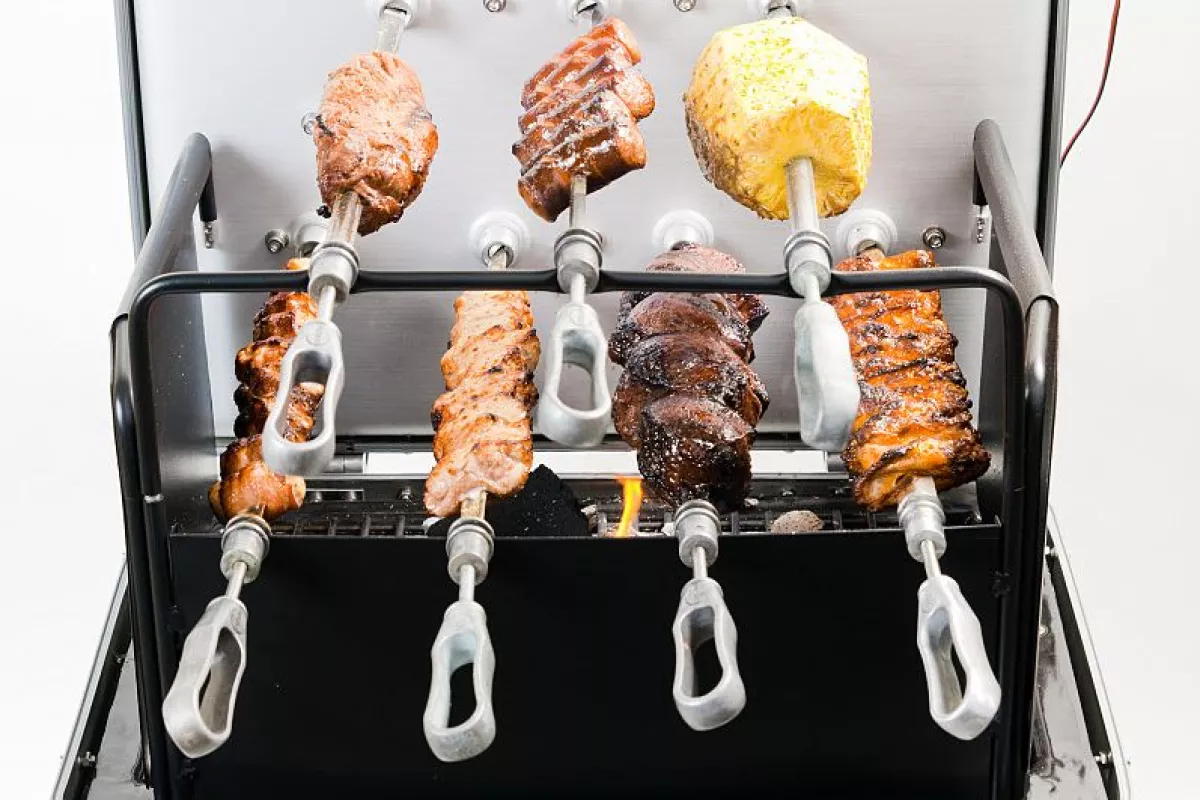 The Carson Portable Rotisserie Grill is a fully-functioning powered rotisserie, that packs away like a briefcase when not in use