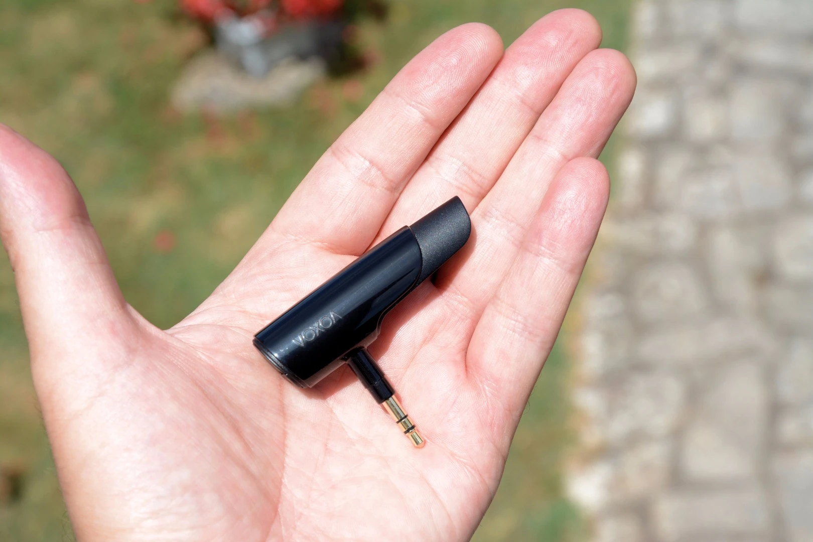 The BTunes plug runs Bluetooth 4.0 with aptX/AAC codecs for up to 16-bit/44.1 kHz audio resolution