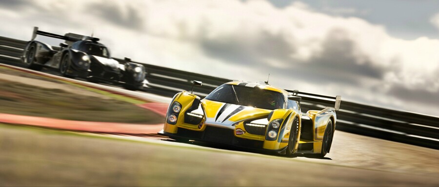 The SCG003C (Competizione) is the track version of the supercar