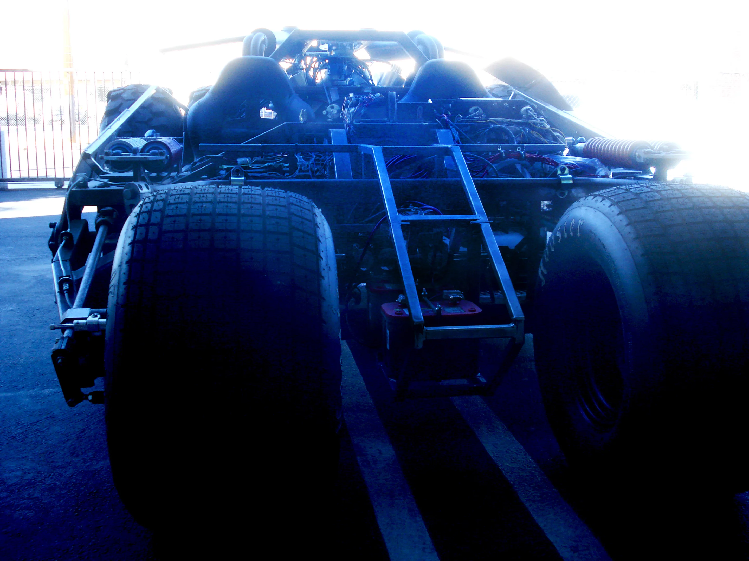 The Tribute Tumbler uses full sized Hoosier tires up front that are set to the inside of the frame versus the traditional external arrangement (Photo: Mark Irvin)