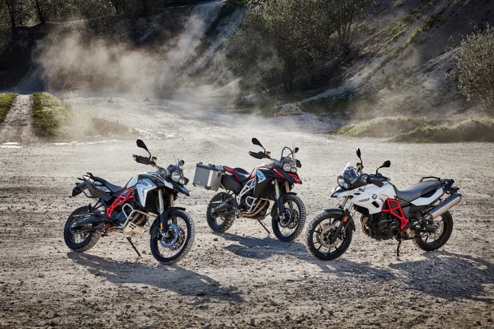 The most important updates announced thus far by BMW concern the F 700/800 GS family