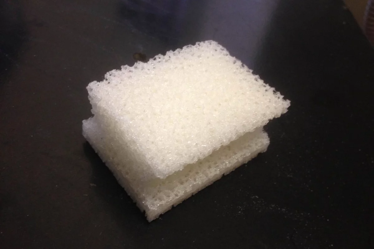 The 3D-printed pollution-eradicating sponge