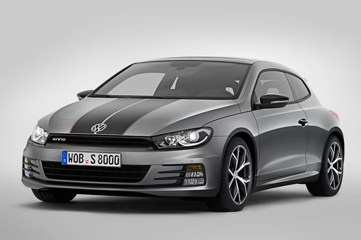 The Scirocco GTS is powered by a turbocharged direct-injection petrol engine that produces 220 PS