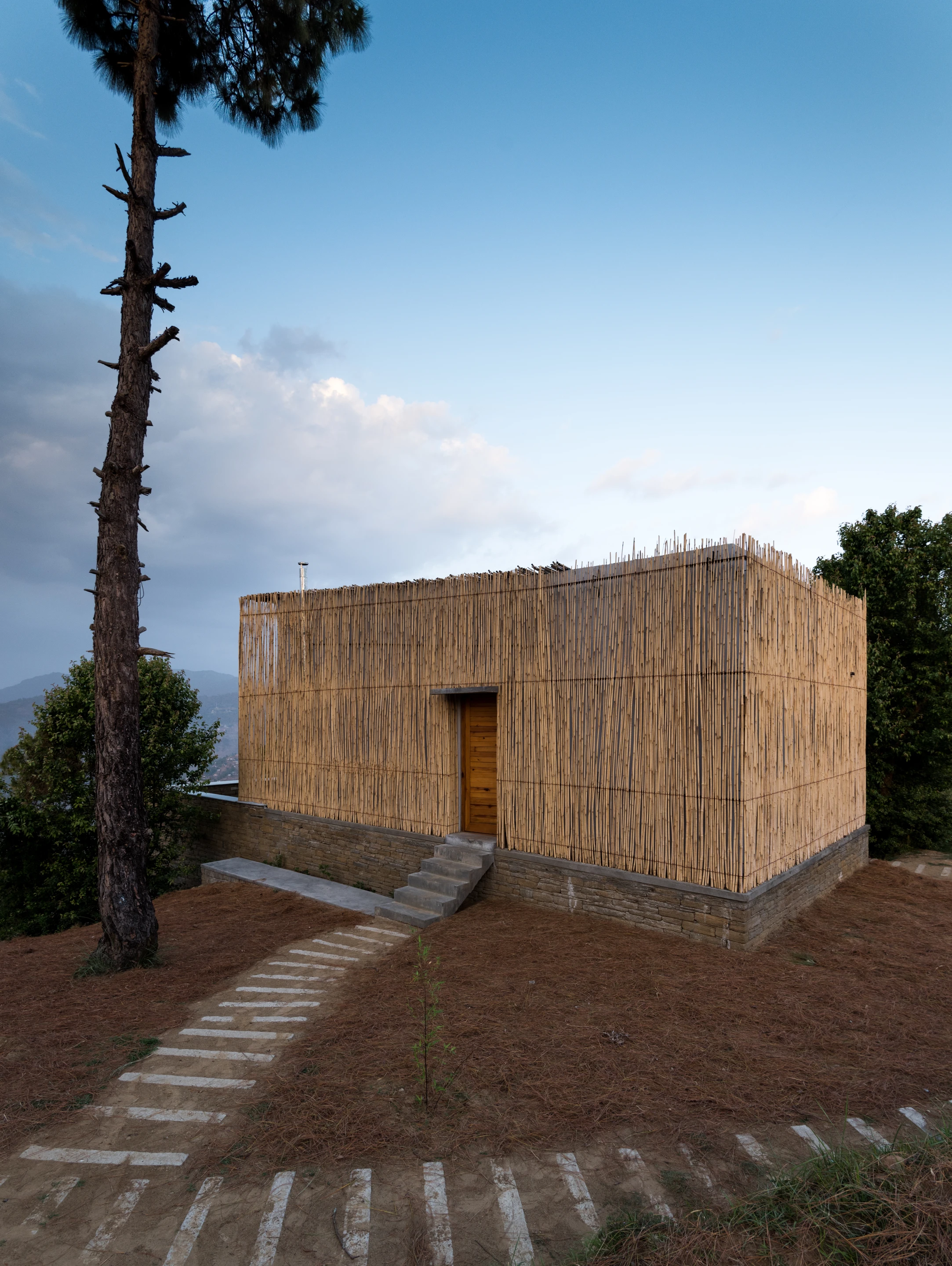 In building the Kumaon Hotel between 2014 and 2017, the team at Sri Lanka’s Zowa Architects set out to “highlight the stunning natural landscape and focus on the mountain views, while paying homage to the local materials, tradition and culture"