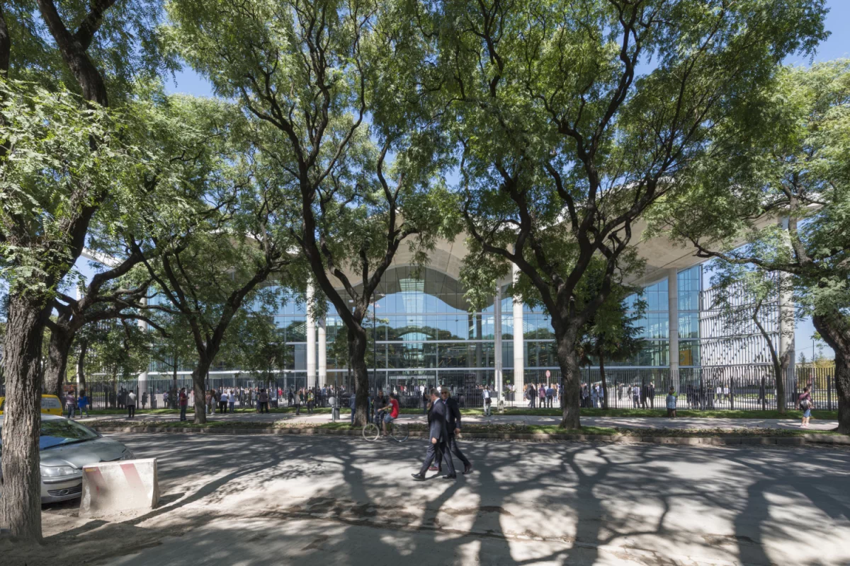 Buenos Aires Ciudad Casa de Gobierno covers an area of 32,000 sq m (345,000 sq ft) (Photo: Nigel Young/Foster + Partners)