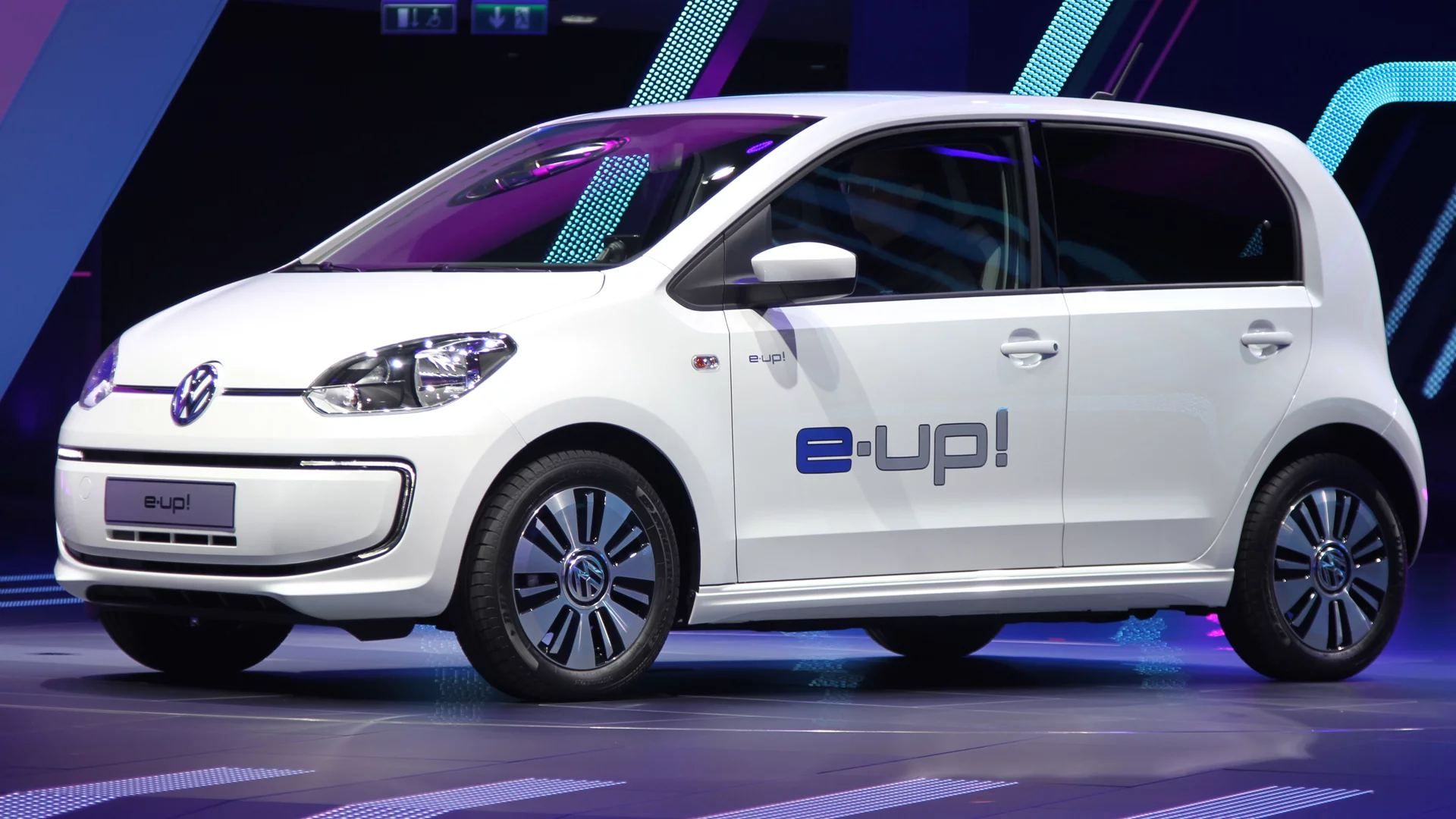 The e-up's 18.7-kWh battery powers a 60-kW motor generating 12,000 rpm for 210 Nm of torque (Photo: Gizmag)