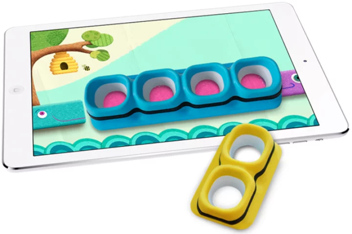 Tiggly Counts uses physical toys and the iPad to teach basic math