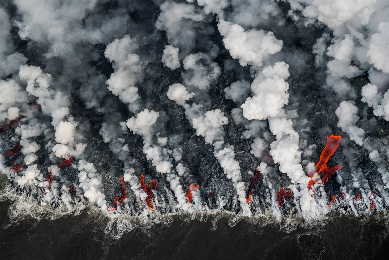 Changing Borders by Luis Manuel Vilariño Lopez, Landscapes, Waterscapes and Flora Finalist, Big Island, Hawaii, United States