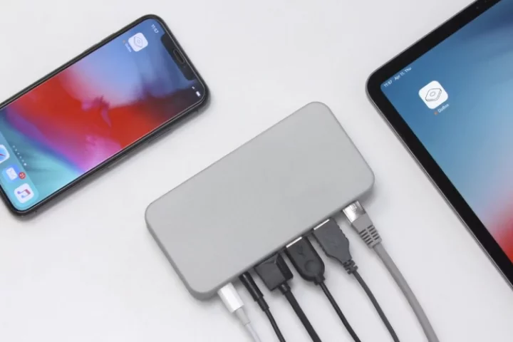 DoBox Mini is a truly wireless, all-in-one hub compatible with all iOS devices