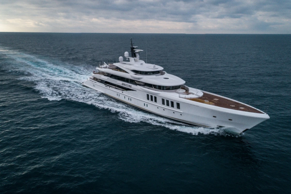 The M/Y "Spectre" combines inspirations from race cars of the 1950s and '60s with a state-of-the-art hull design