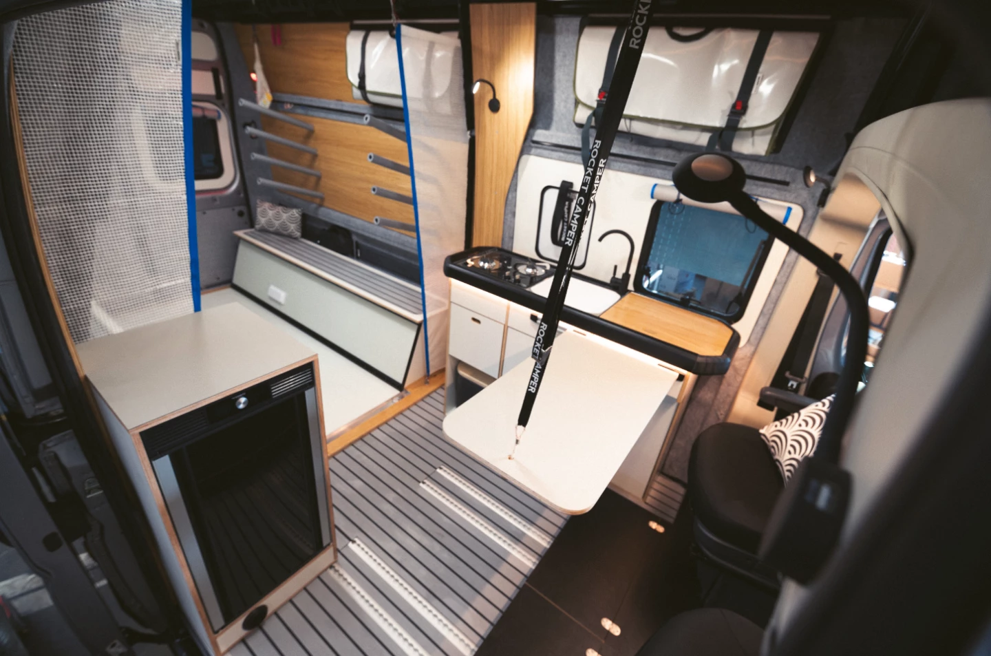 Rocket Camper Surf 'n' Sail dry area/galley/lounge