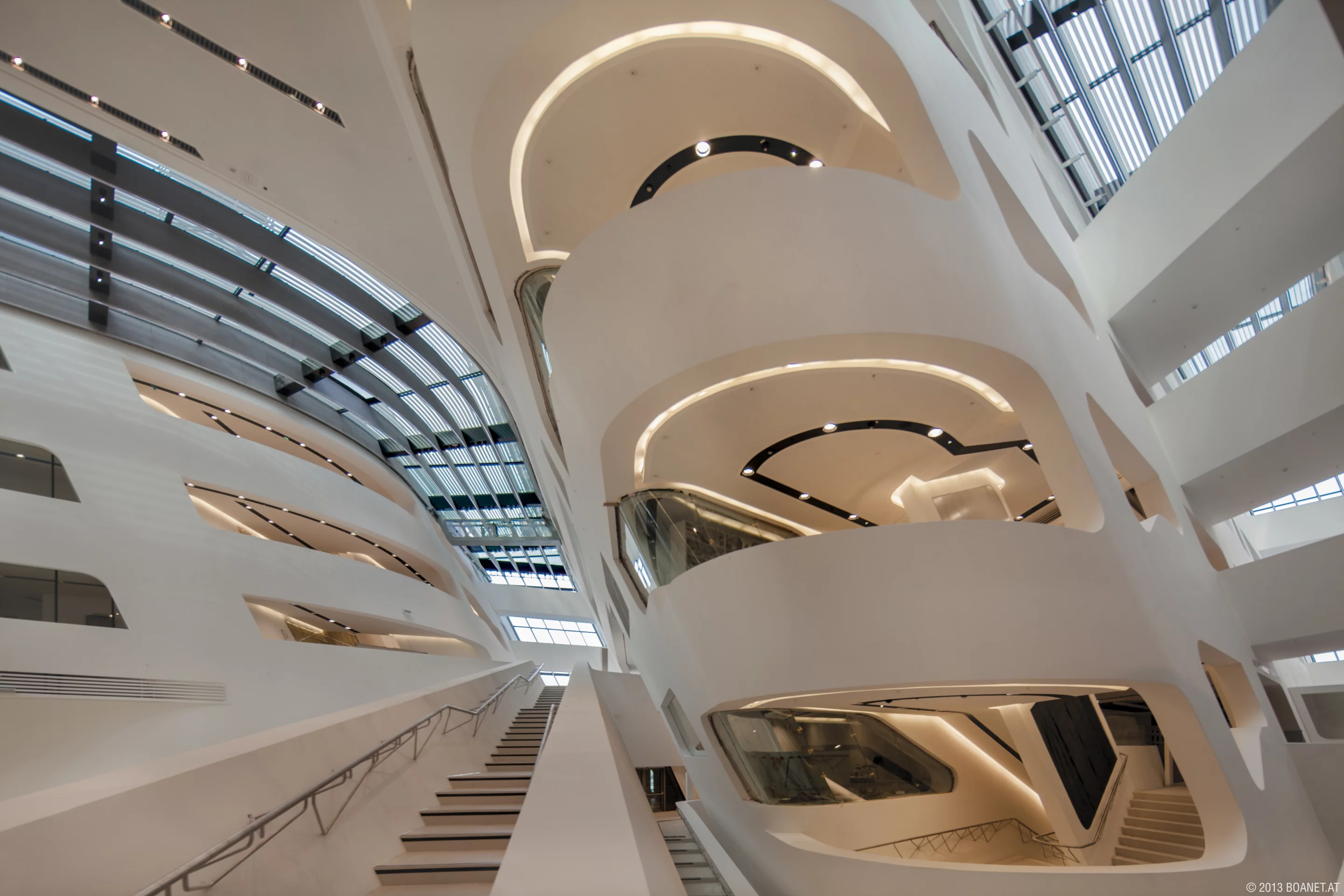 Interior of the Learning Center, by Zaha Hadid (Image: Campus WU/boanet)