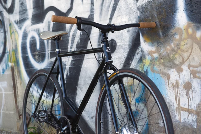 Under typical conditions, one charge of the Maxwell EP0's battery pack should be good for up to 15 miles (24 km) of use