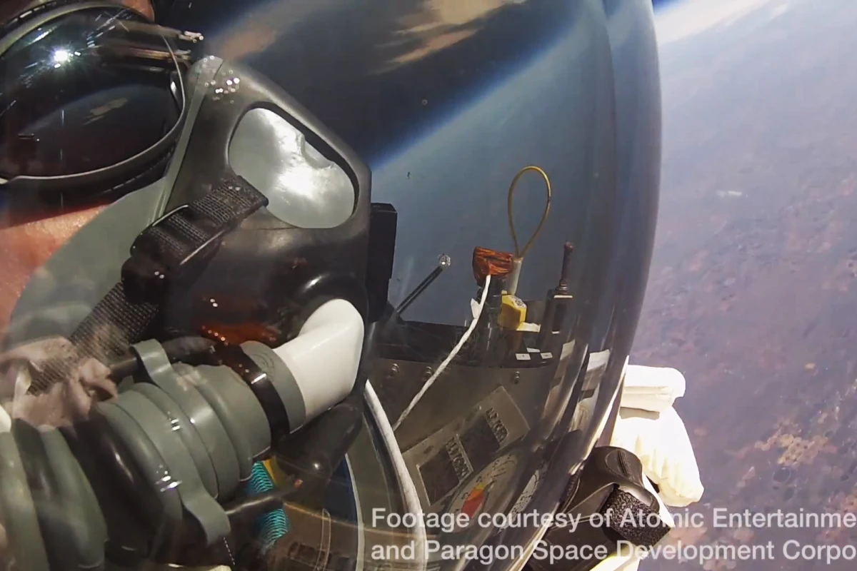 Alan Eustace enjoys the view as he ascends to an altitude of 135,890 ft (Photo: Atomic Entertainment and Paragon Space Development Corporation)
