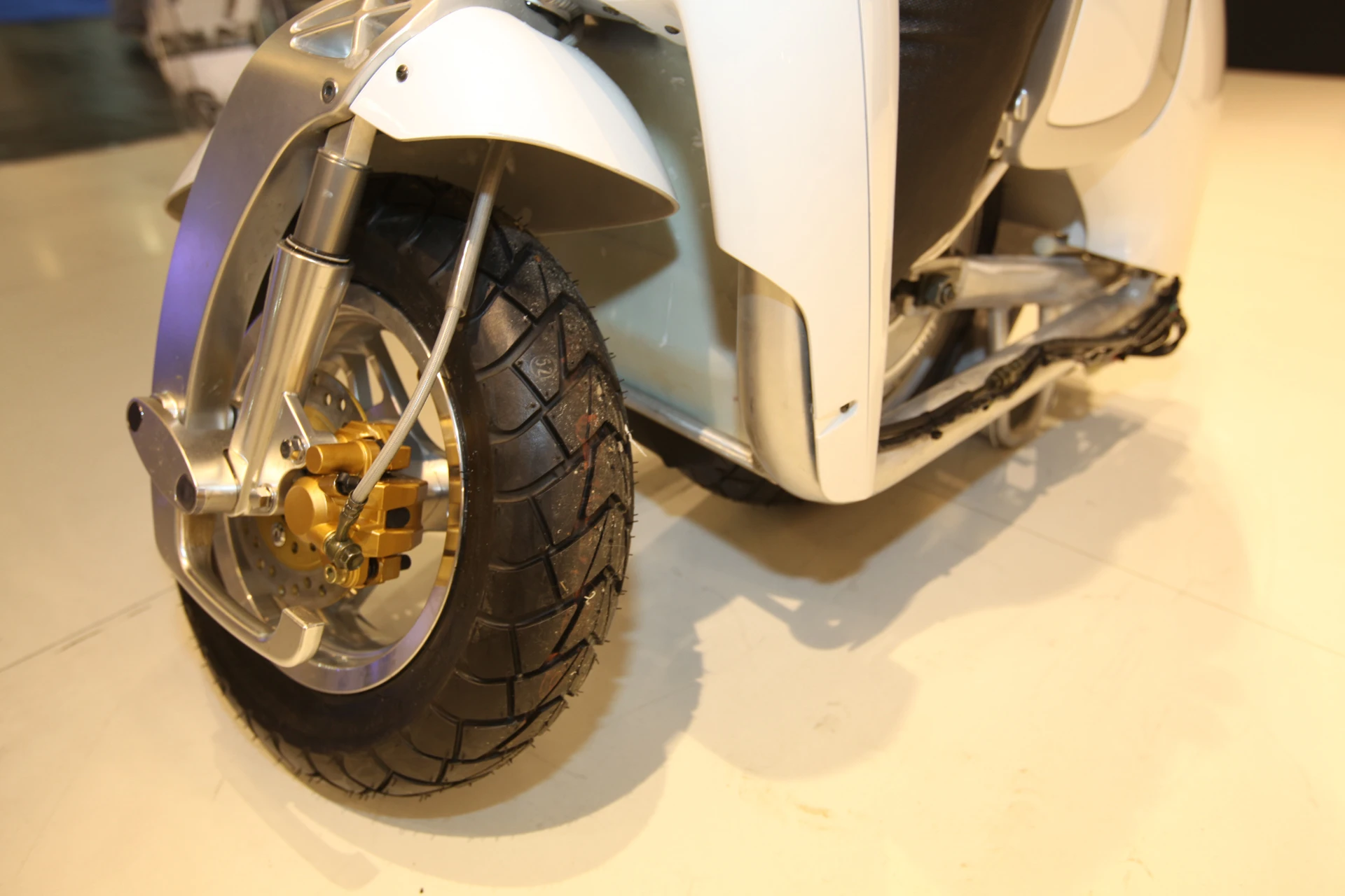 The XOR Urban Transporter folding scooter