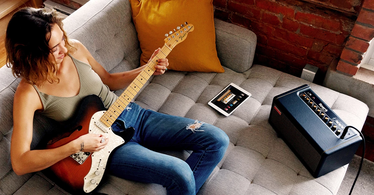 Players can load amp or FX models into the app and the tones will be wirelessly sent to the Spark amp