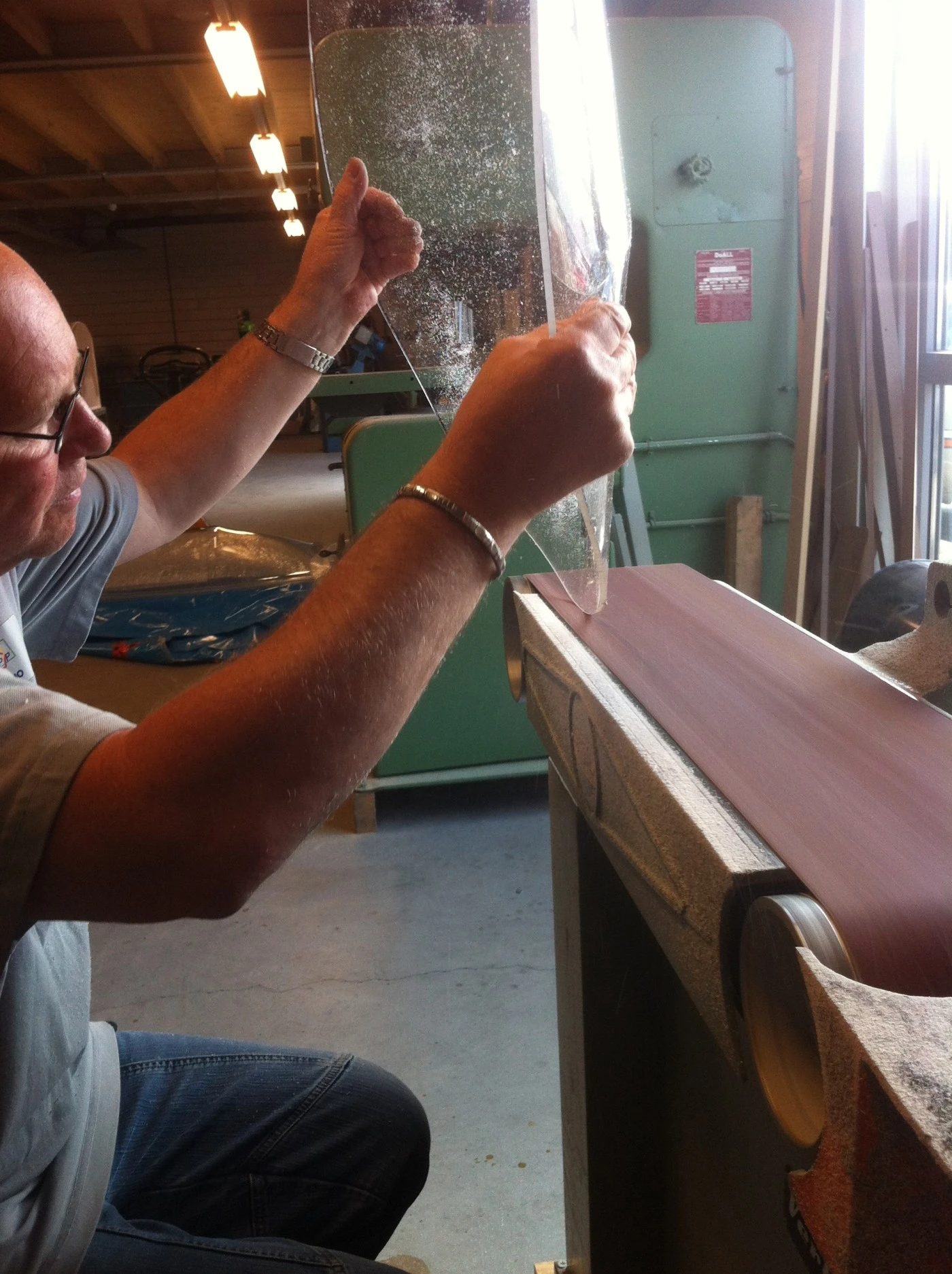The nano-coated windshield is said to repel water and dirt (Photo: Van.Eko)