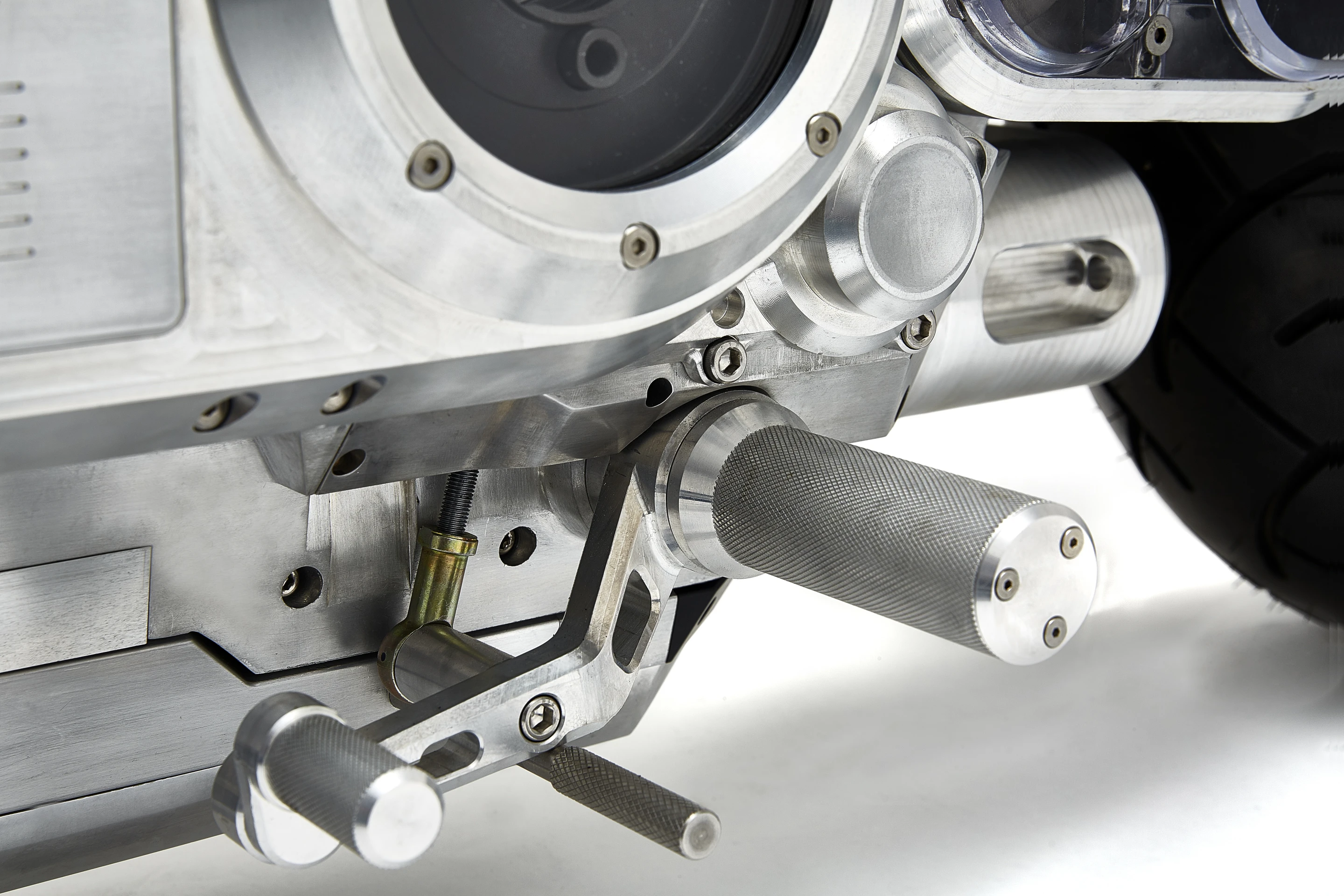 Vanguard Roadster: the chunkiest footpeg we've seen in a while