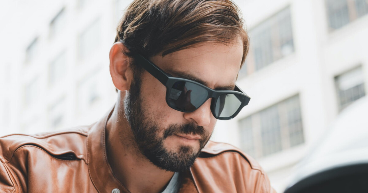 Blucap Moto navigational AR sunglasses keep the geek factor down Blucap Moto navigational AR sunglasses keep the geek factor down