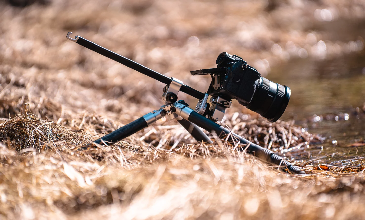 With its legs spread wide, the Viperpod is able to get down very low