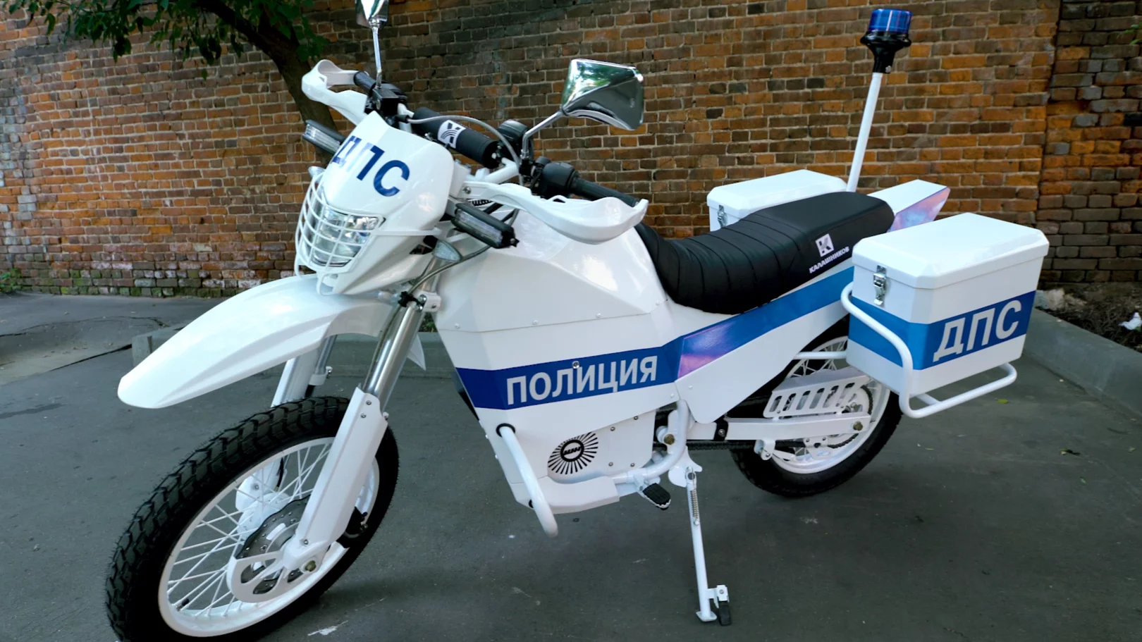Kalashnikov electric motorcycle: 50 will go into service as the Moscow police prepare to deal with the 2018 World Cup