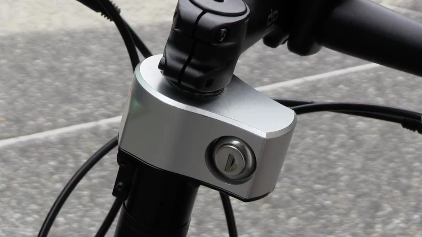 If anyone tries picking up the bike and running off with it, an IMU (inertial measurement unit) within the Quick Stop Bike Lock will detect that they're doing so