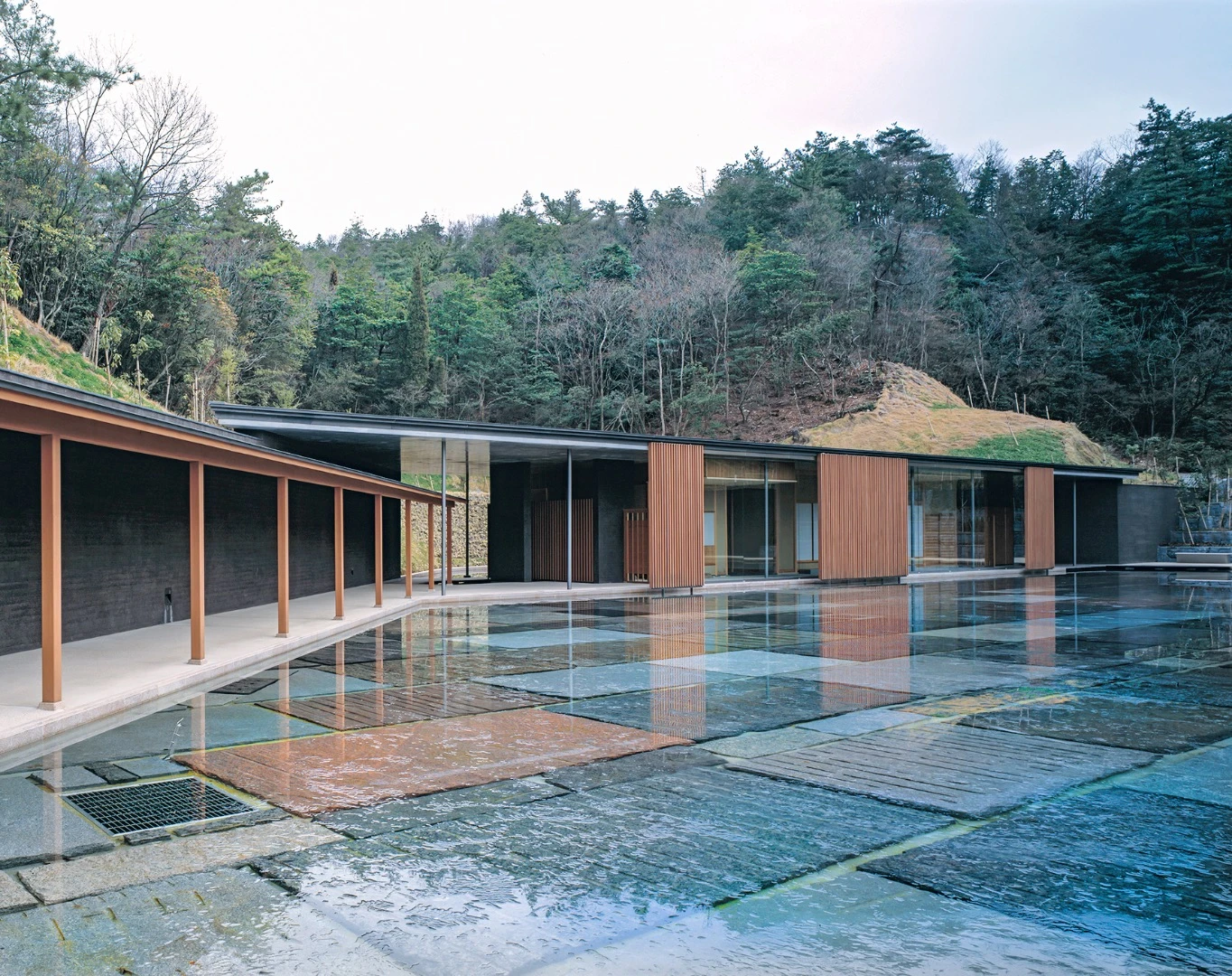 Ceramic Park Mino features regional stoneware bricks and ceramic are used throughout