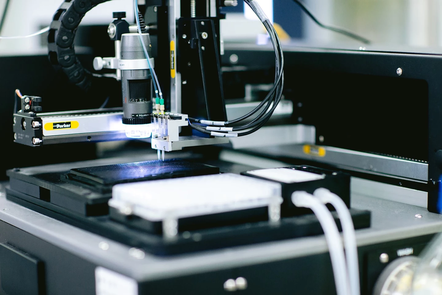 BioDot matrix spotting system places test samples in a grid