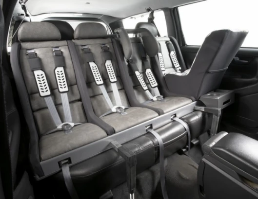 An example of how the baby seat sits next to a child's seat