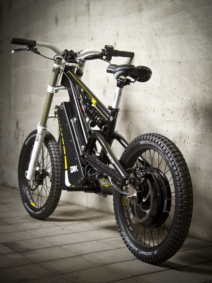 Picture of The garage-built EMX – electric motocross soul in a mountain bike's body