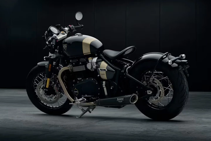 The 2025 Bobber TFC gets plenty of custom elements, including hand-painted textured gold detailing on the bodywork