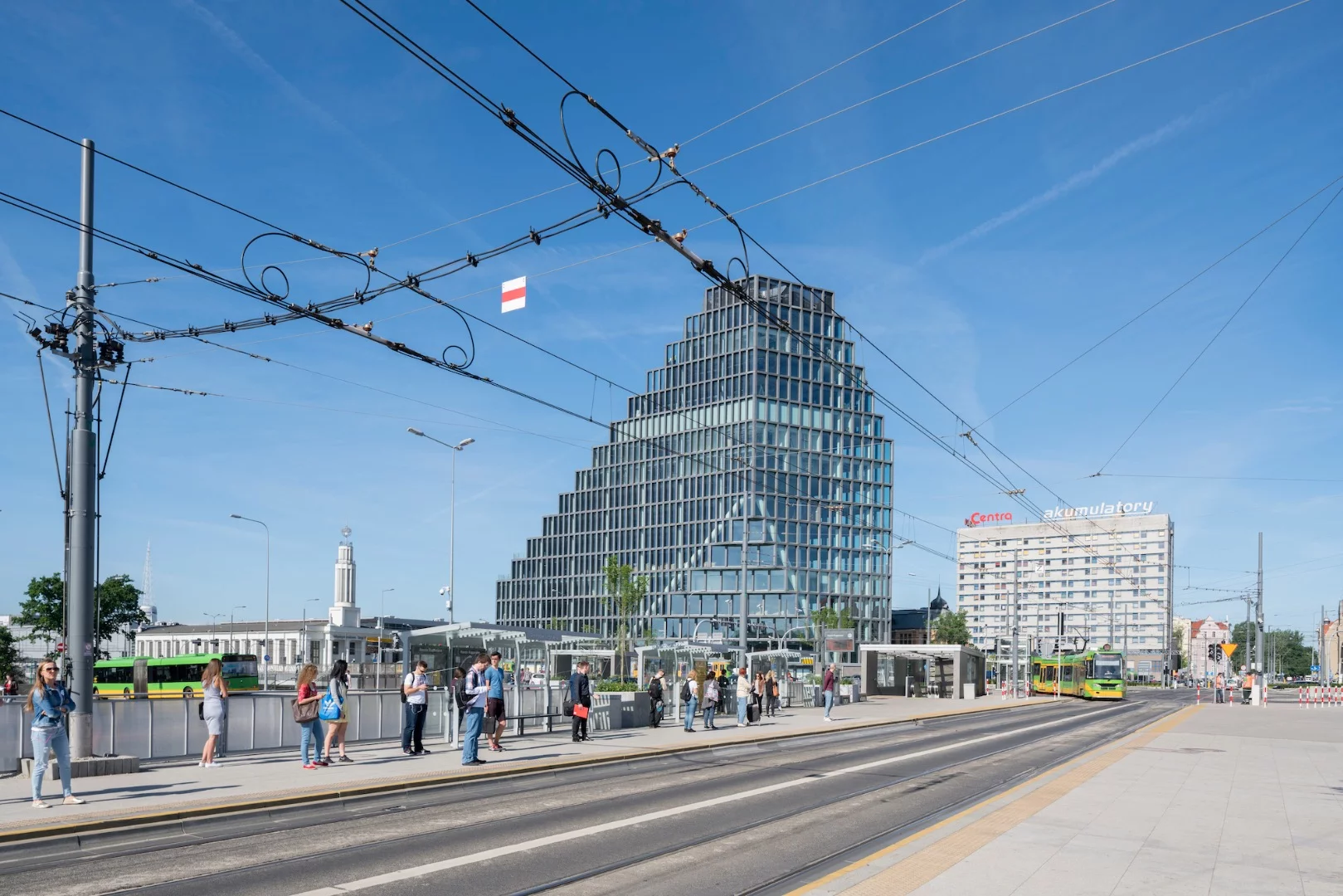 Bałtyk's facade is made up of floor-to-ceiling glass, with vertical louvers of glass fibre concrete mitigating the sun's impact