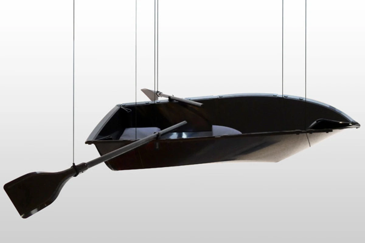 Foldaboat is made out of a solitary piece of plastic and packs nicely into a 150cm x 60cm parcel (Image from Arno Mathies)