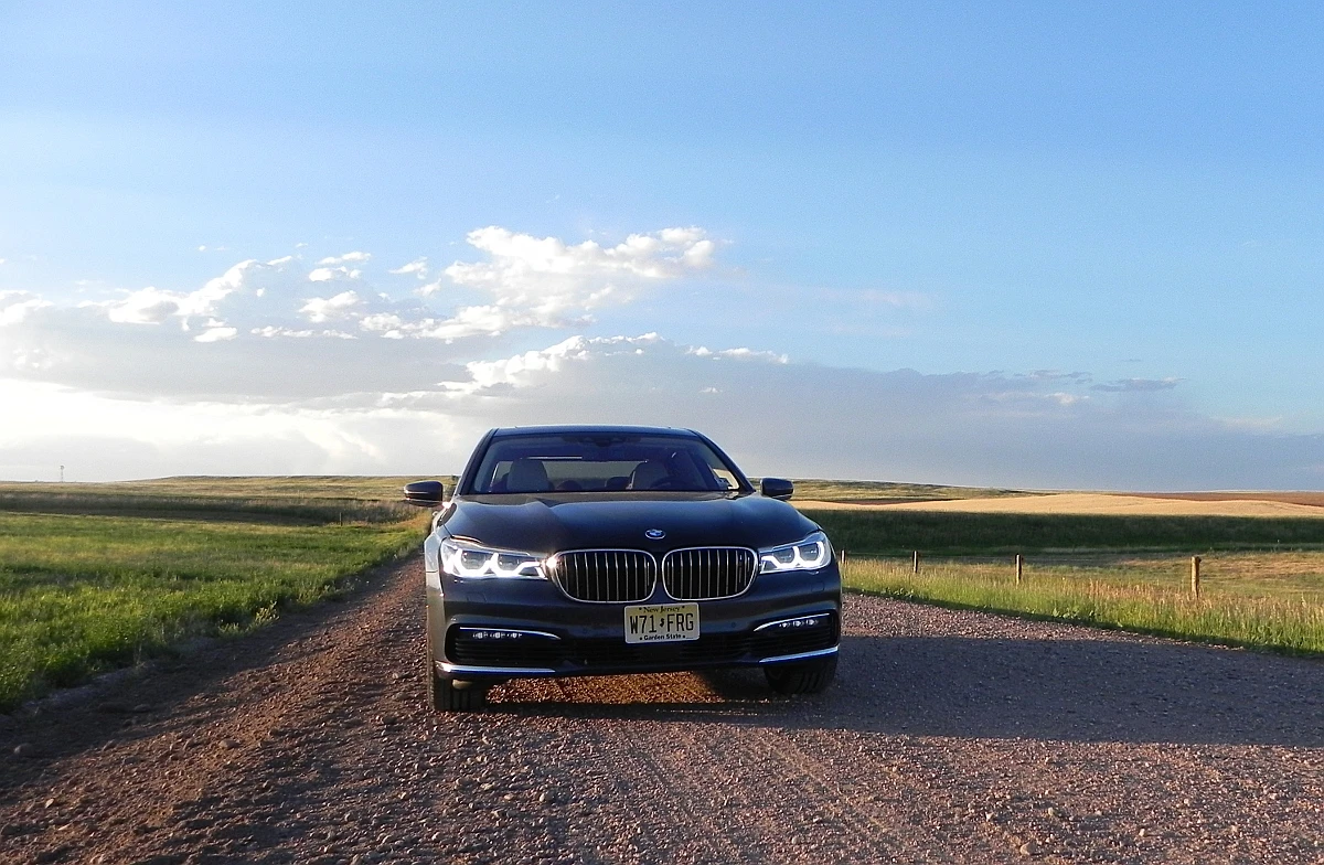 Lying in wait under all of that excellence is a very well-tuned chassis and, in the 750i model, a throaty V8 powering all four wheels