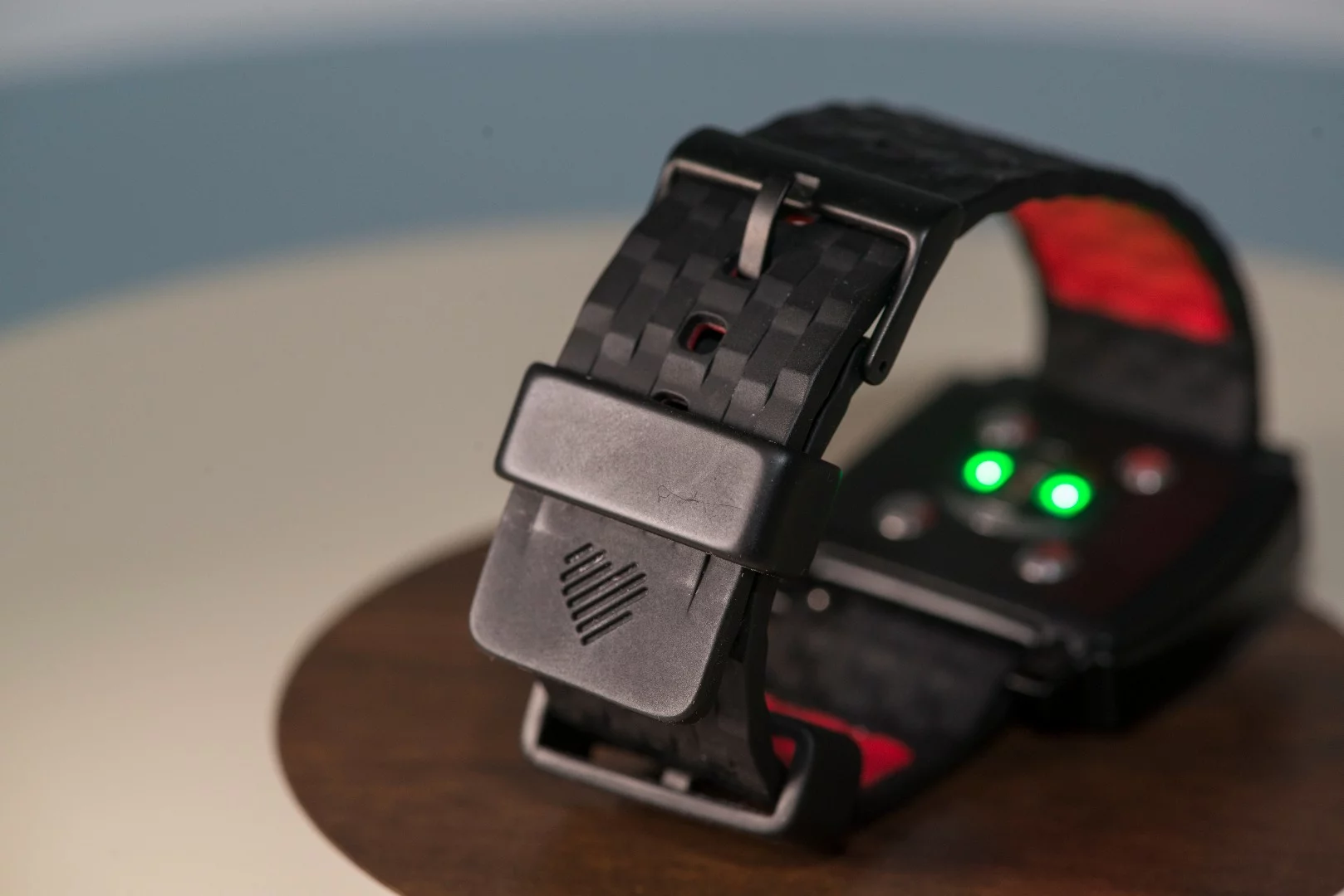 The Basis Peak fitness tracker features a built-in heart rate monitor (Photo: Simon Crisp/Gizmag.com)