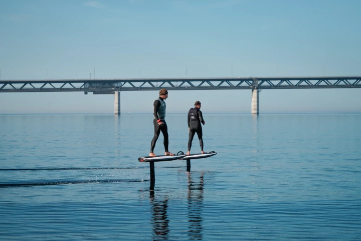 The trip from Malmö in Sweden to Copenhagen in Denmark riding a Vinga eFoil is reported to be the first crossing of the Öresund Strait using an electric personal watercraft
