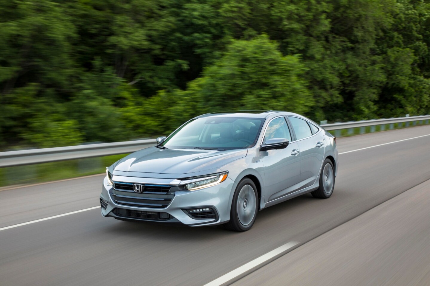 On the road, the Insight is similar to its stablemates in drive quality and appeal, offering a good everyday drive