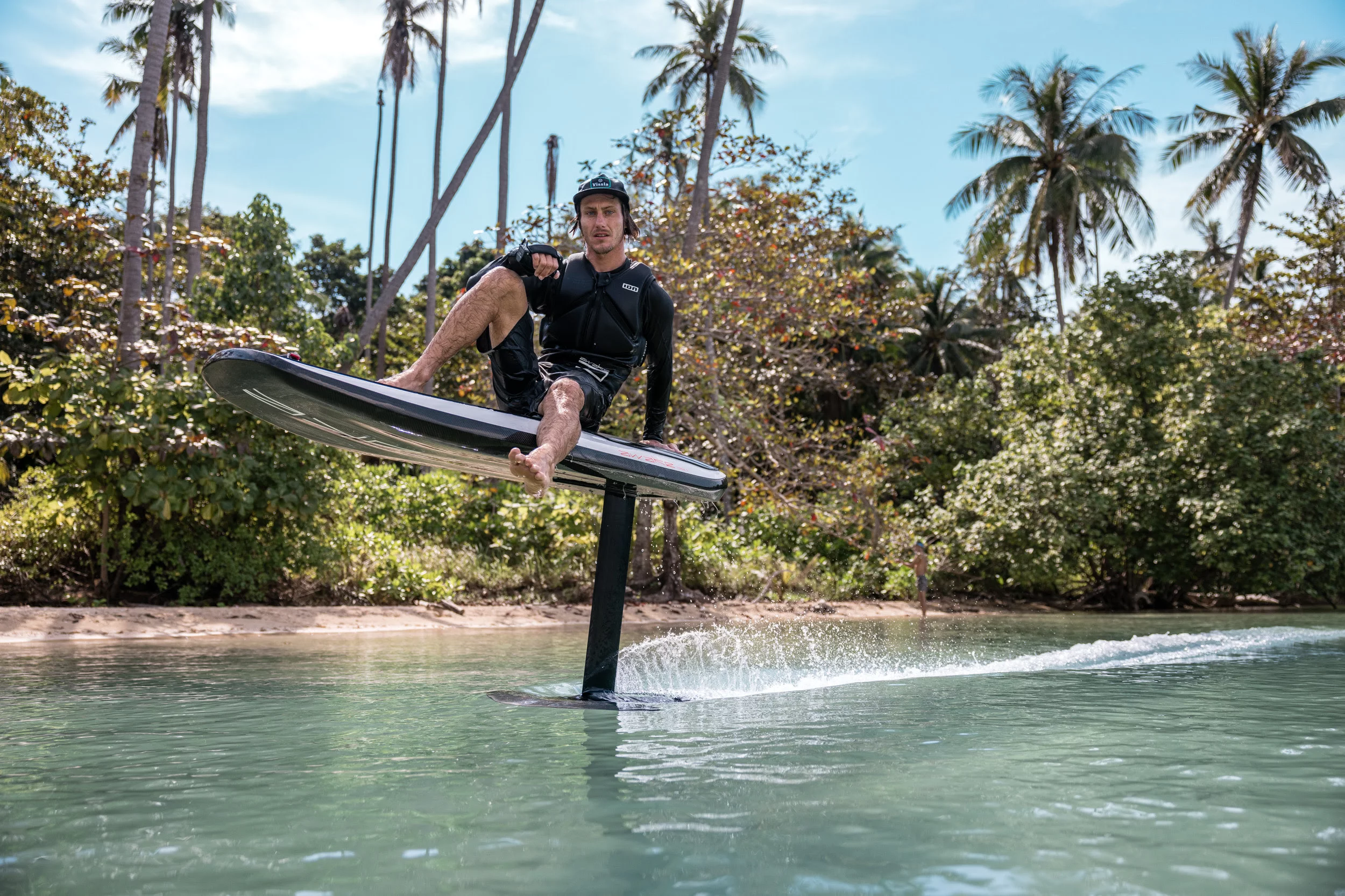 Awake says that the Vinga 3 takes just "30 seconds to set up, 5 minutes to fly - you’ll be cruising within the 1st session"