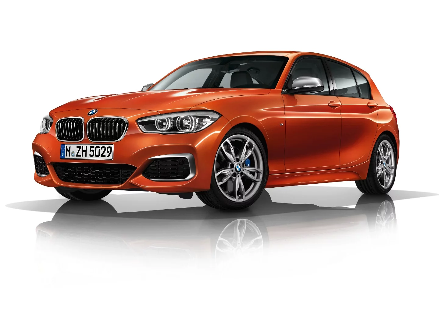 The BMW 1 Series has a new range topper, with the more powerful M140i