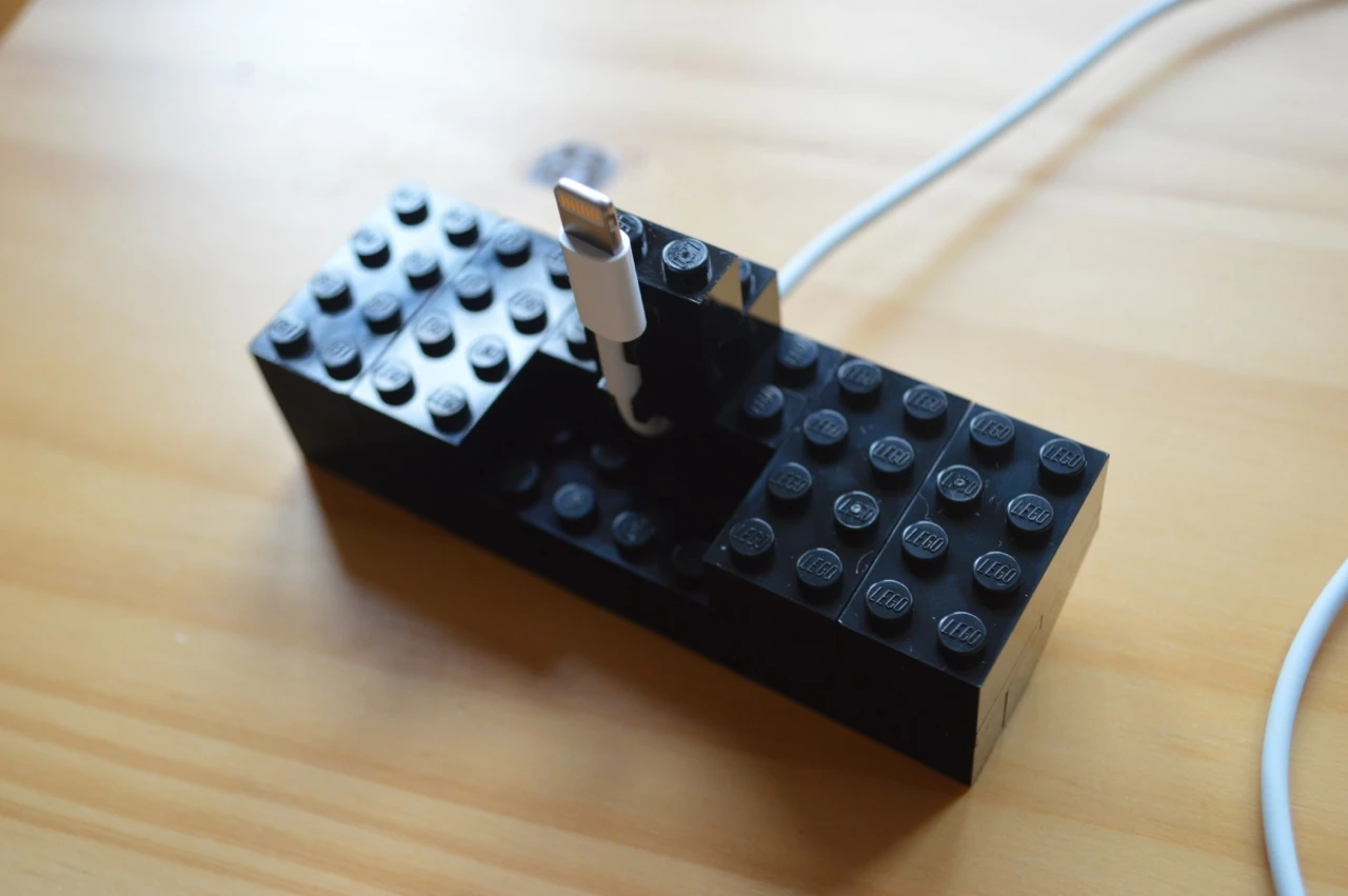 Assembly guide step 12 (Photo: Gizmag)