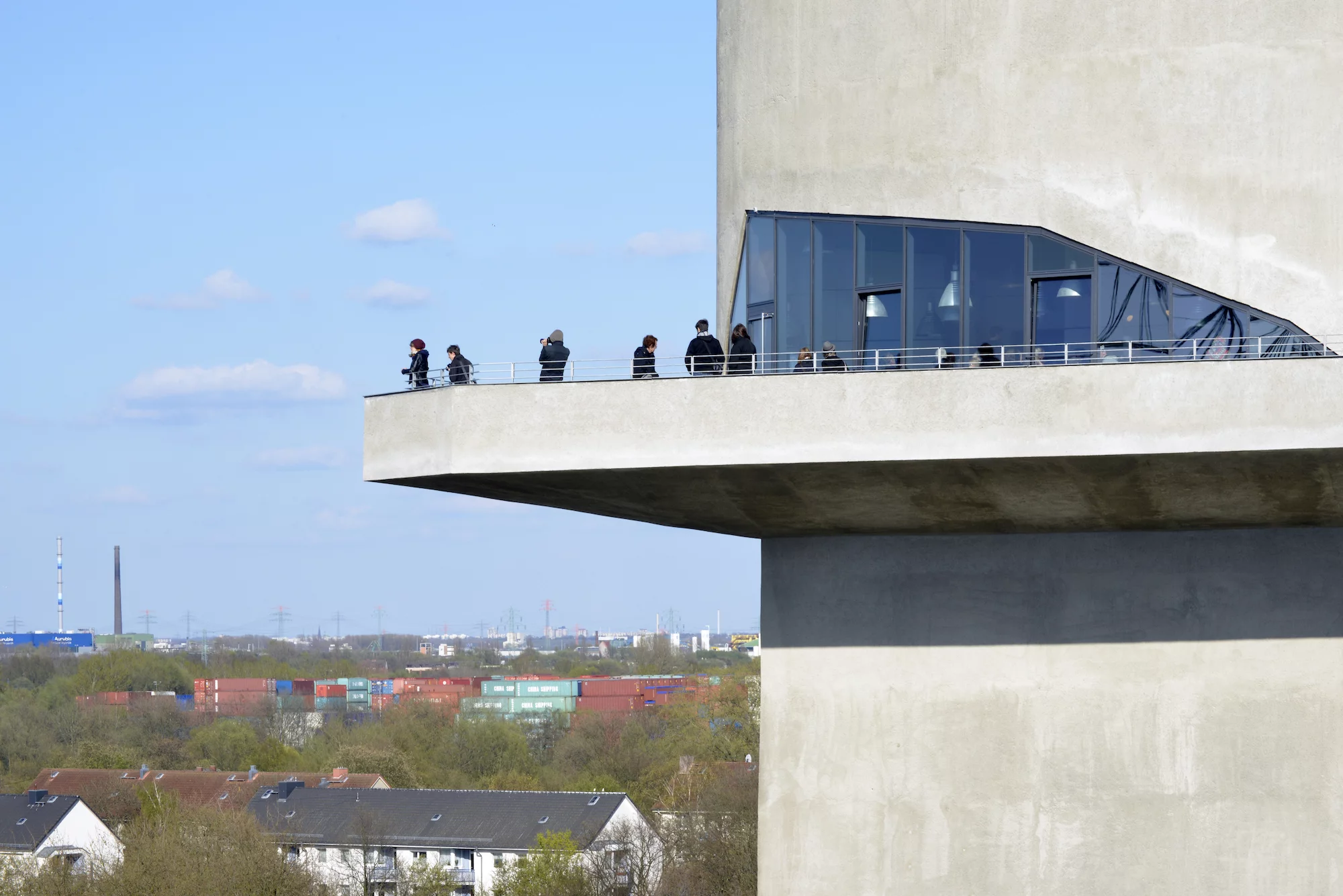 When operating at full capacity it will provide up to 3,000 homes with heating, and another 1,000 households with electricity (Photo: IBA Hamburg GmbH / Bernadette Grimmenstein)