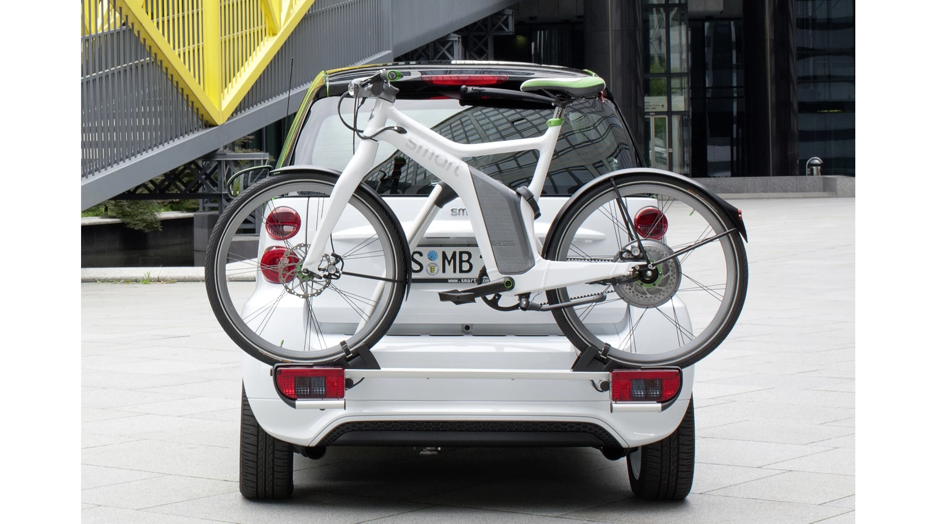 The rack that suggests the two are designed to work together as a team.