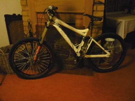 Cranklock's downhill prototype bike
