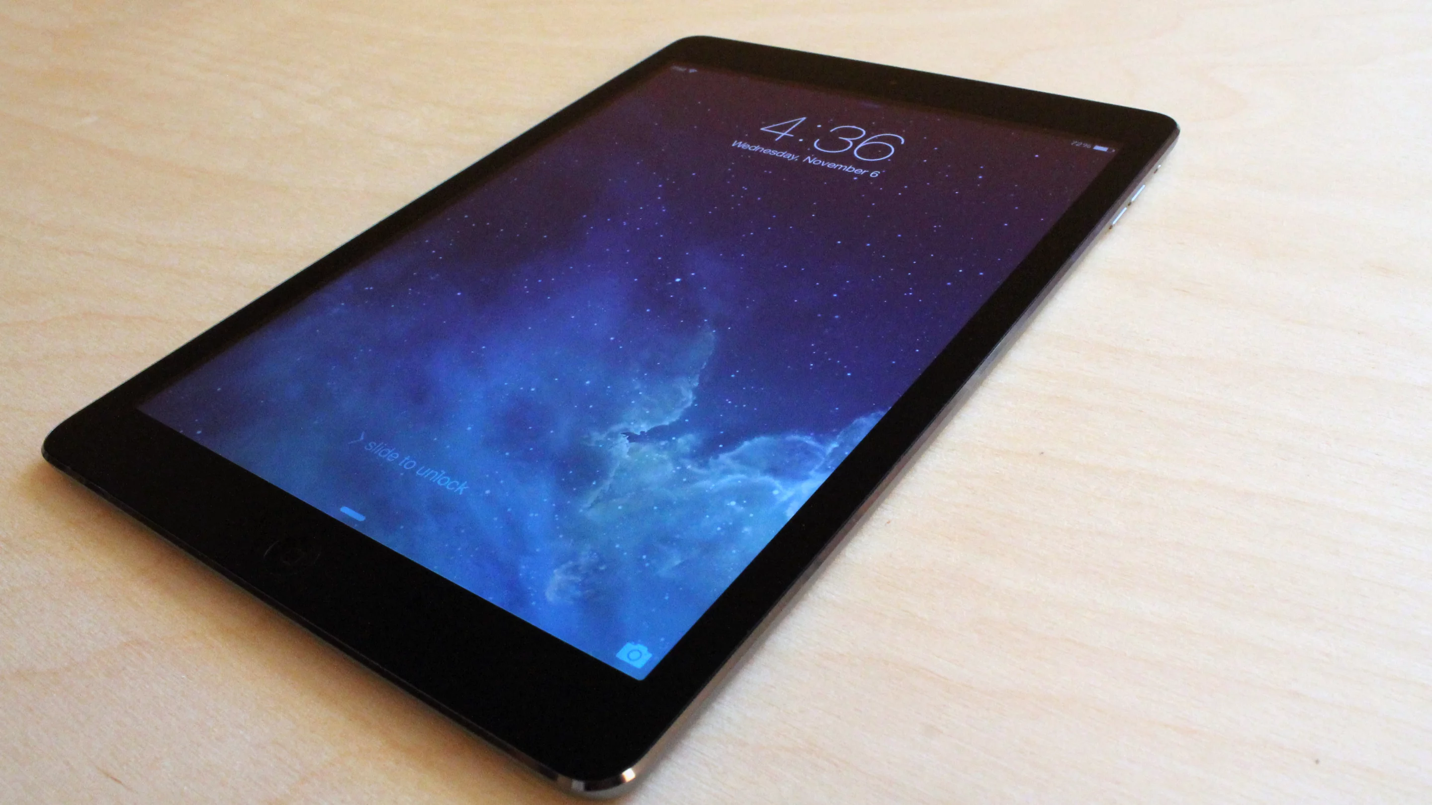Gizmag recommends the iPad Air to owners of older iPads who want a lighter build