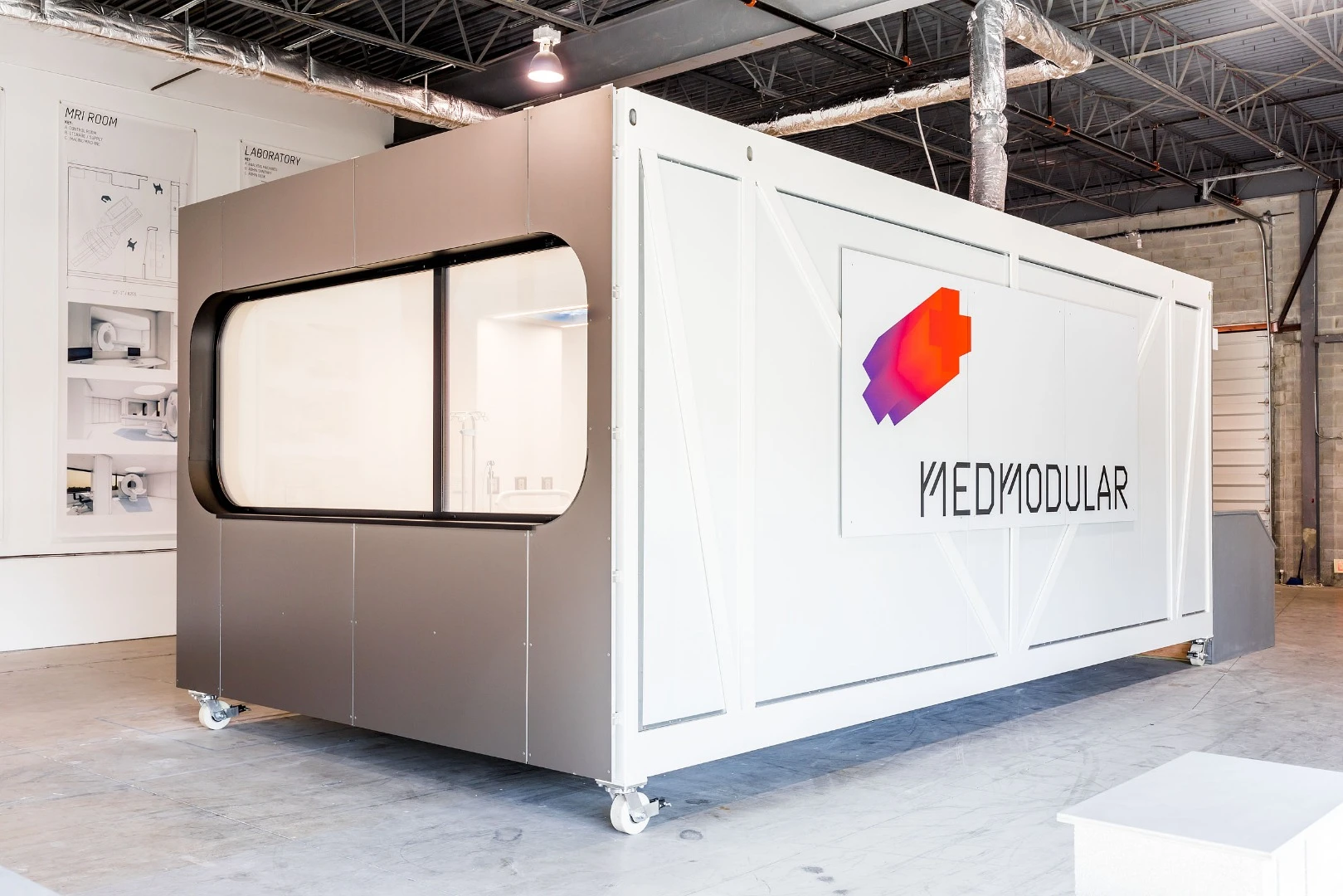 Multiple MedModular rooms can be fitted together like Lego