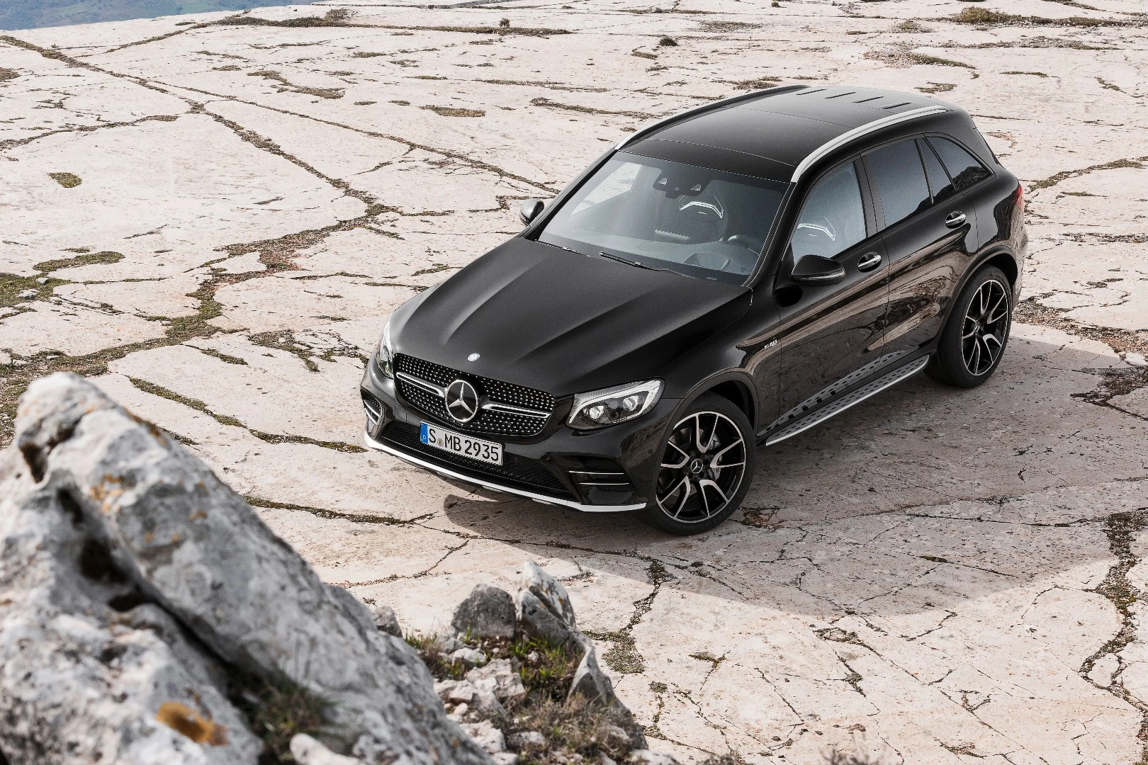 Mercedes corporate face has quickly jumped from the S-Class all the way down the range