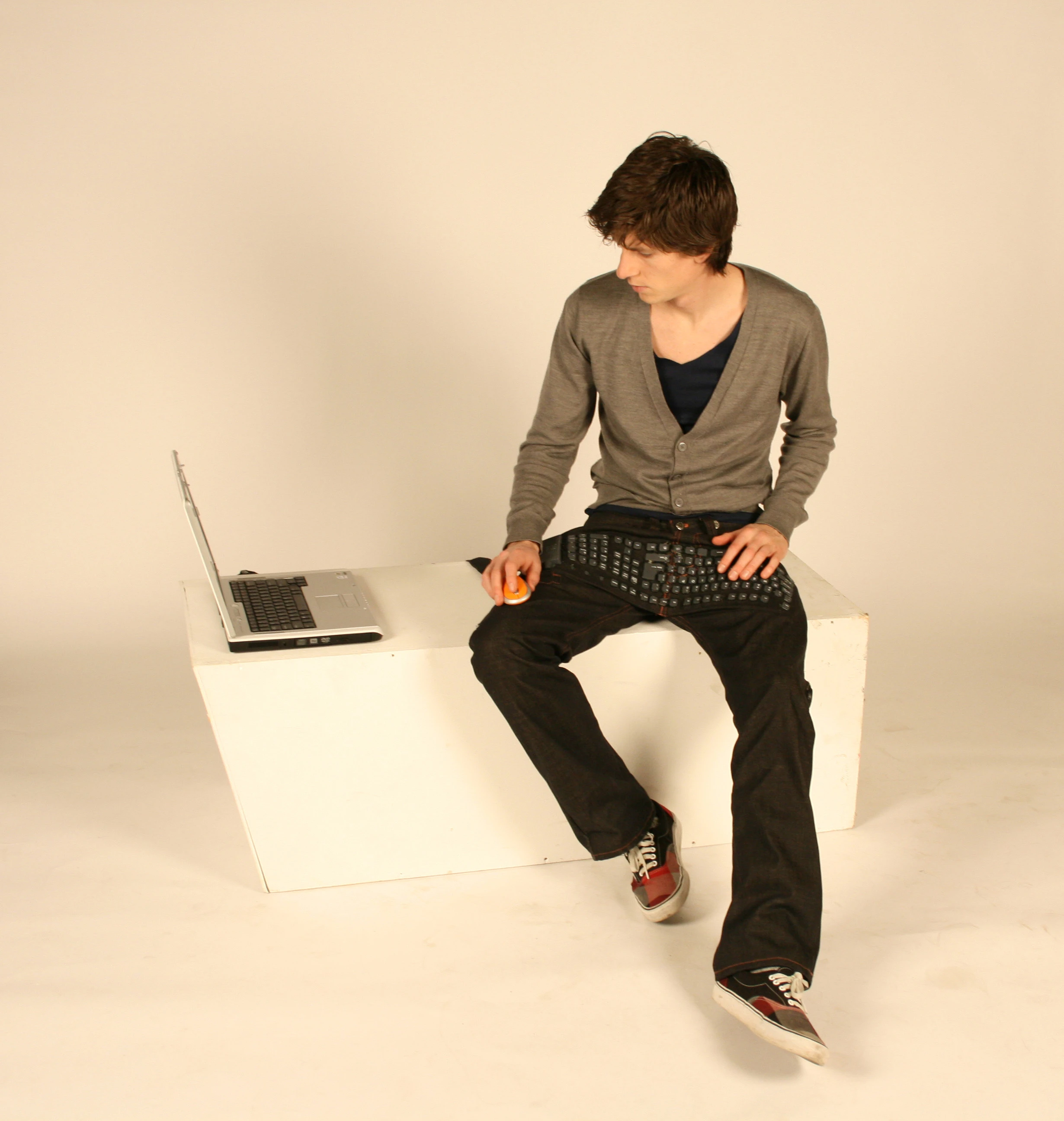 Nieuwe Heren's "Beauty and the Geek" concept incorporates a keyboard into a pair of jeans