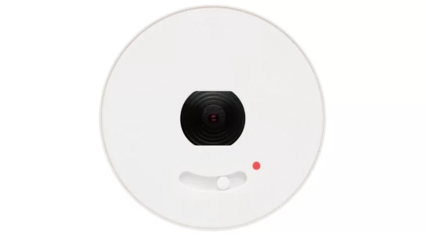 The lens has three distinct zoom settings which are selected via a sliding control below