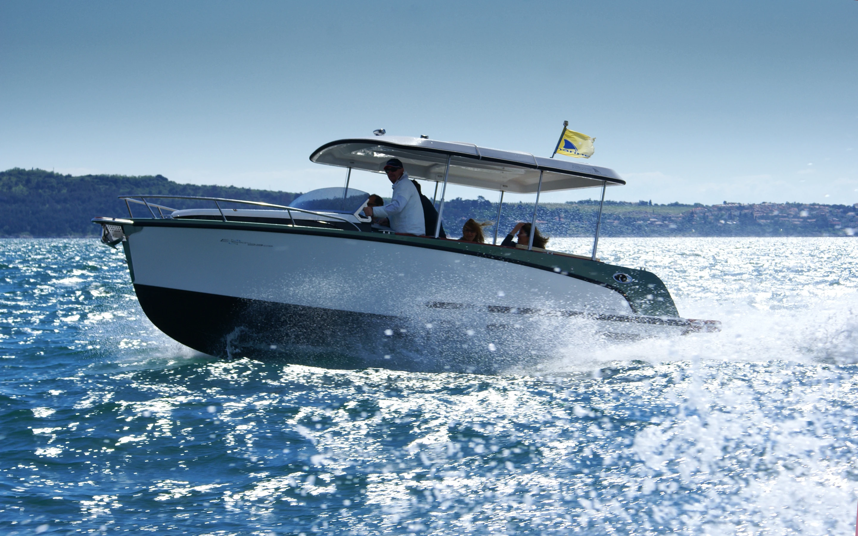 Alfastreet hits the water