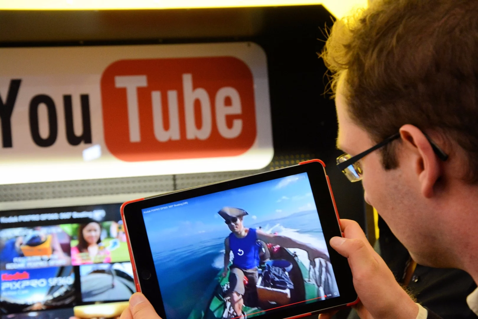 Viewing a 360-degree video on a tablet